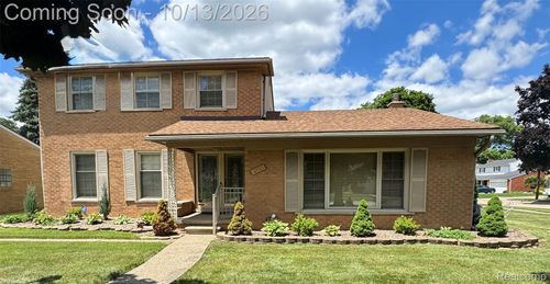 4568 Shenandoah Ave, Allen Park, MI, 48101-3140 | Card Image