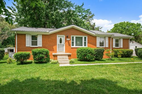 6728 Jim Cummings Hwy, Bradyville, TN, 37026-5059 | Card Image