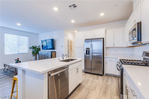 145 Aqua Commons Ln, Henderson, NV, 89015-7743 | Card Image
