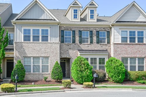 1313 Alemany St, Morrisville, NC, 27560-6022 | Card Image