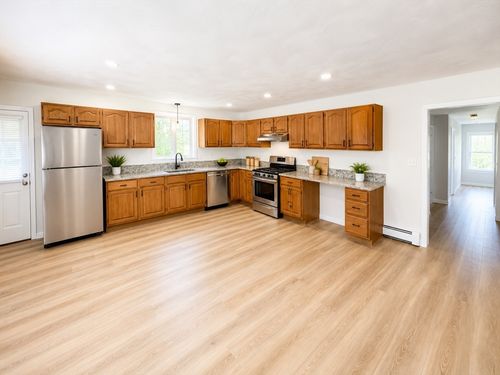 1-28 South Ave, Attleboro, MA, 02703-4597 | Card Image