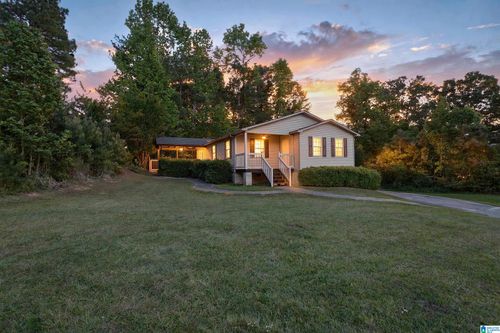 160 Sanders Rd, Hayden, AL, 35079-8317 | Card Image