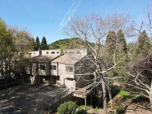 194 Pelican Ln, Novato, CA, 94949-6612 | Card Image