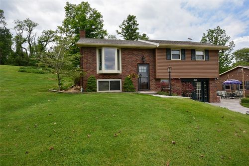 133 Baer Rd, Smock, PA, 15480-1119 | Card Image
