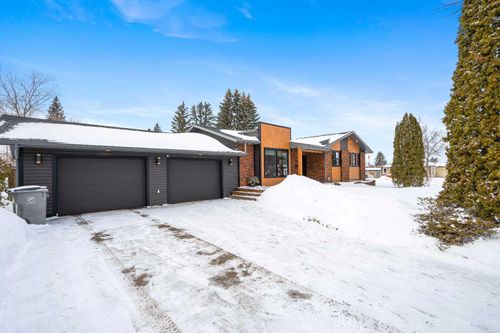 5701 50 St, Lloydminster, AB, T9V0N5 | Card Image