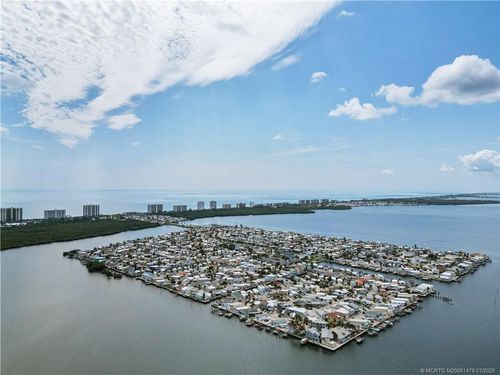 135 Nettles Blvd, Jensen Beach, FL, 34957-3308 | Card Image