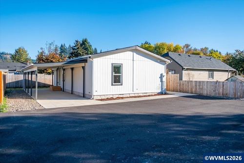 1228 47th Ave, Sweet Home, OR, 97386-3201 | Card Image