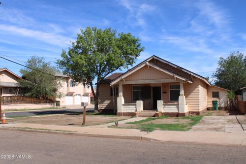 420 W Aspinwall St, Winslow, AZ, 86047-3420 | Card Image