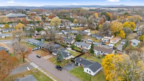 296 Lafountain St, Winooski, VT, 05404-1576 | Card Image