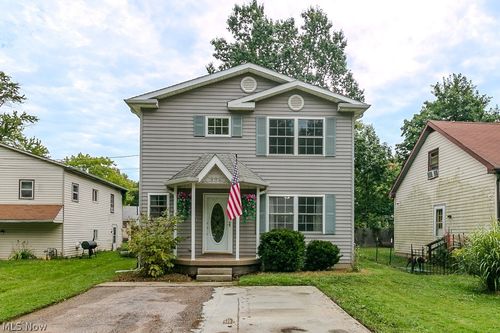 904 Hardy Rd, Painesville, OH, 44077-4568 | Card Image