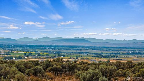 21461 Vantage Hwy, Ellensburg, WA, 98926-7640 | Card Image