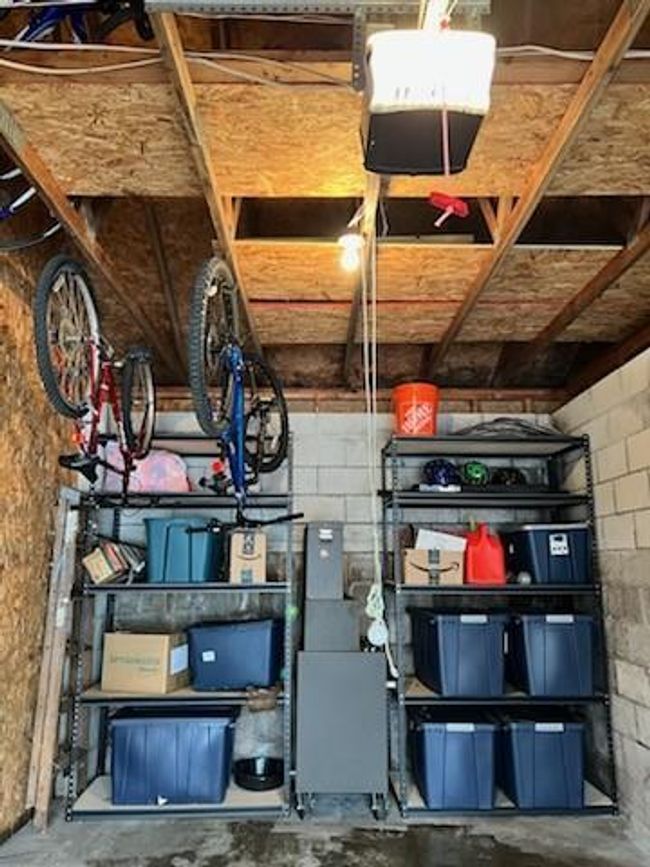 Garage Interior 1.jpg | Image 24