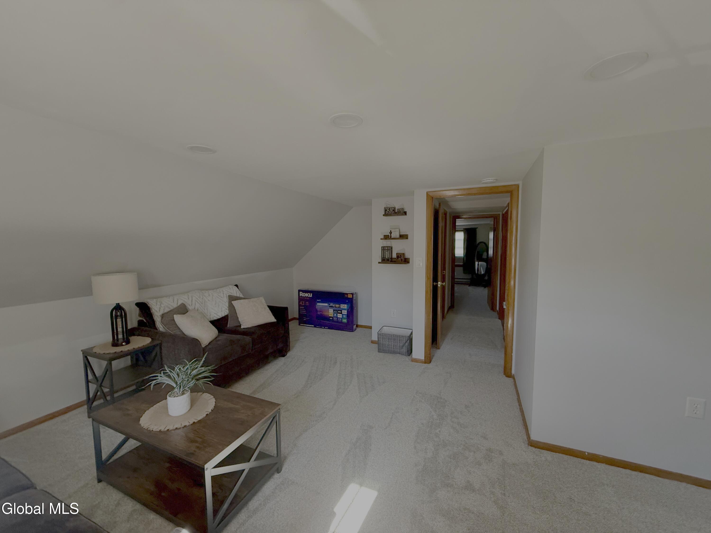 Residential Lease in Schaghticoke 3