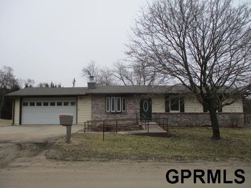 1127 16th St, Fairbury, NE, 68352-1303 | Card Image