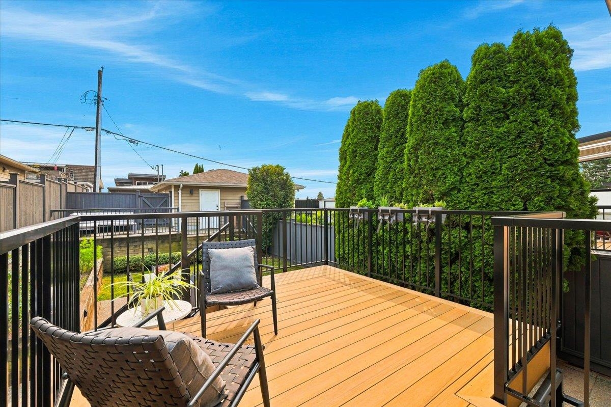 Residential in North Vancouver 2