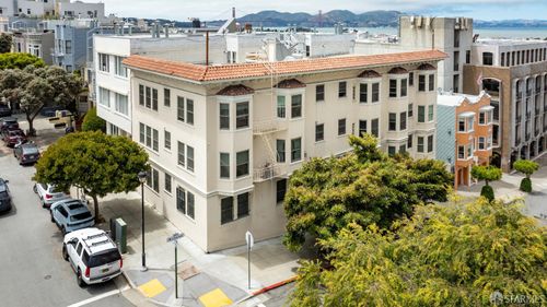 2901 Buchanan St, San Francisco, CA, 94123-4233 | Card Image
