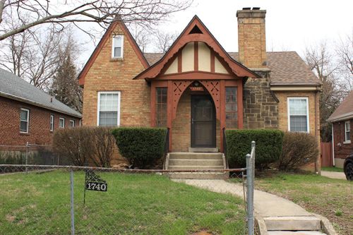 1740 Garden Ln, Cincinnati, OH, 45237 | Card Image