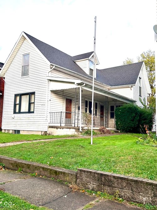 135 S Jefferson St, Knightstown, IN, 46148-1322 | Card Image