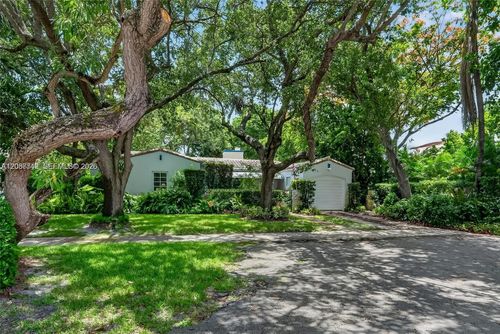 0-9805 Ne 4th Avenue Rd, Miami Shores, FL, 33138-2438 | Card Image