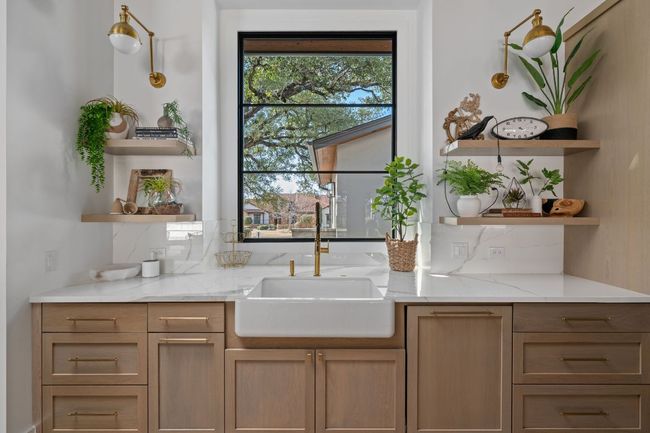 Bar featuring a sink | Image 11
