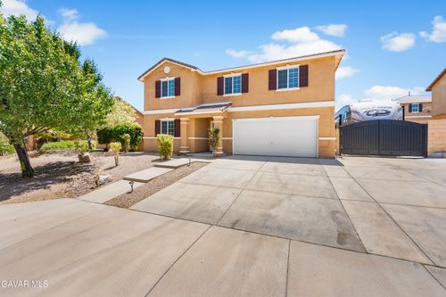 7150 Hemlock Avenue, Lancaster, CA, 93536 | Card Image