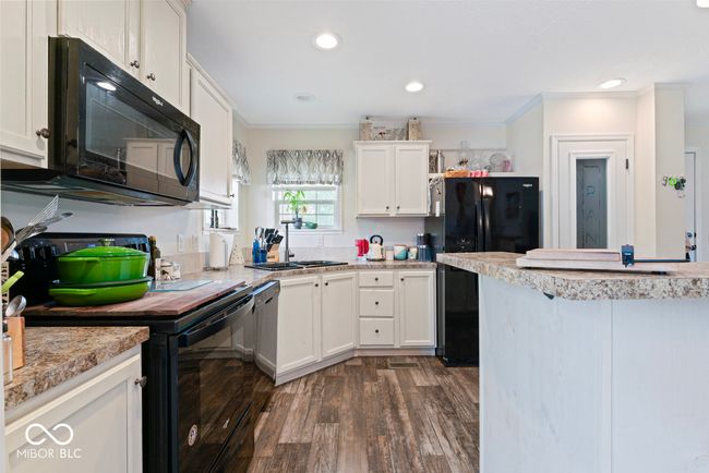 1040 Iowa St, House other with 3 bedrooms, 2 bathrooms and null parking in Columbus IN | Image 5