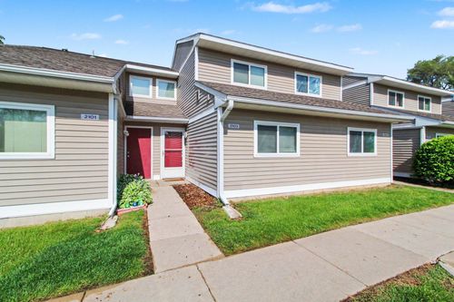 2103 Stone School Cir, Ann Arbor, MI, 48108-2353 | Card Image