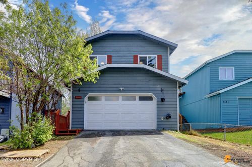8091 Pinebrook Cir, Anchorage, AK, 99507-3279 | Card Image