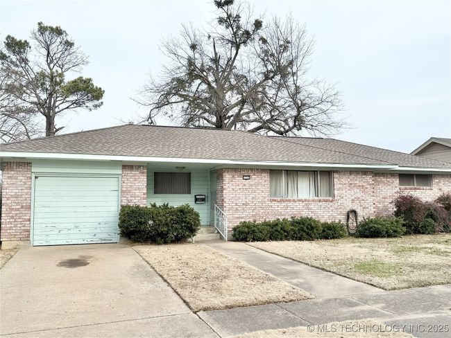 1712 Louise Dr, House other with 2 bedrooms, 2 bathrooms and null parking in McAlester OK | Image 4