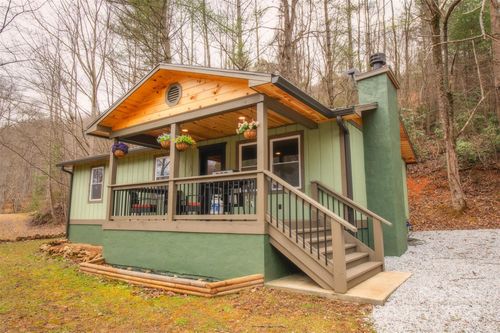 23 Honeysuckle Rdg, Almond, NC, 28702-6181 | Card Image