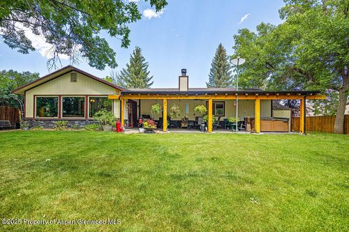 2928 Pinon Cir, Craig, CO, 81625-3627 | Card Image
