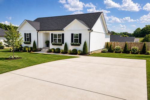 62 Modena Pl, Decherd, TN, 37324-3058 | Card Image