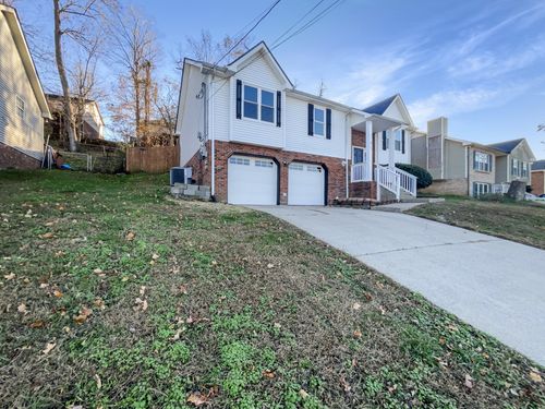 152 Whitehall Dr, Clarksville, TN, 37042-5258 | Card Image