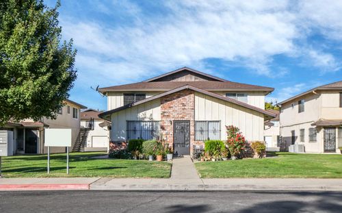 3-1307 Pinetree Dr, Stockton, CA, 95203-1050 | Card Image