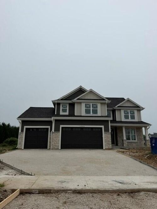 N75 W24728 Lauren Drive, Sussex, WI, 53089 | Card Image