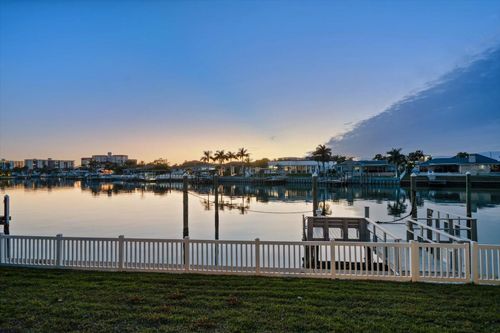878 Harbor Is, CLEARWATER BEACH, FL, 33767-1806 | Card Image