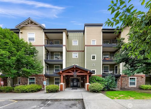 b106-690 32nd St, Bellingham, WA, 98225-6925 | Card Image