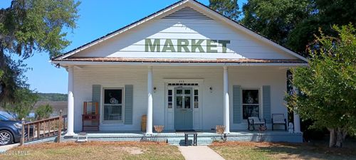 2631 Boundary St, Beaufort, SC, 29906-7341 | Card Image