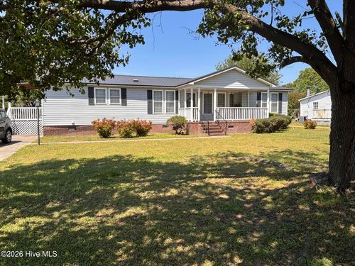 113 Valleyview Dr, Goldsboro, NC, 27534-7808 | Card Image