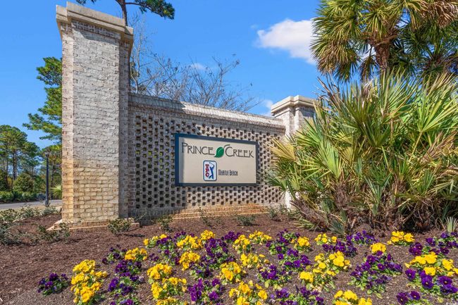 View of community / neighborhood sign | Image 38