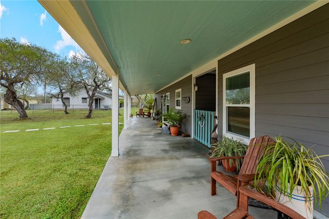 662 S County Road 1150, House other with 3 bedrooms, 3 bathrooms and null parking in Riviera TX | Image 4