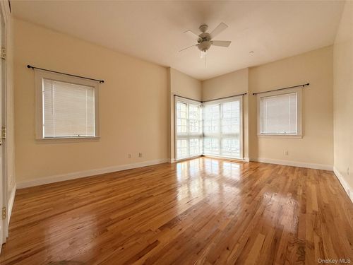 apt-1-2 E Main St, Oyster Bay, NY, 11771-2431 | Card Image