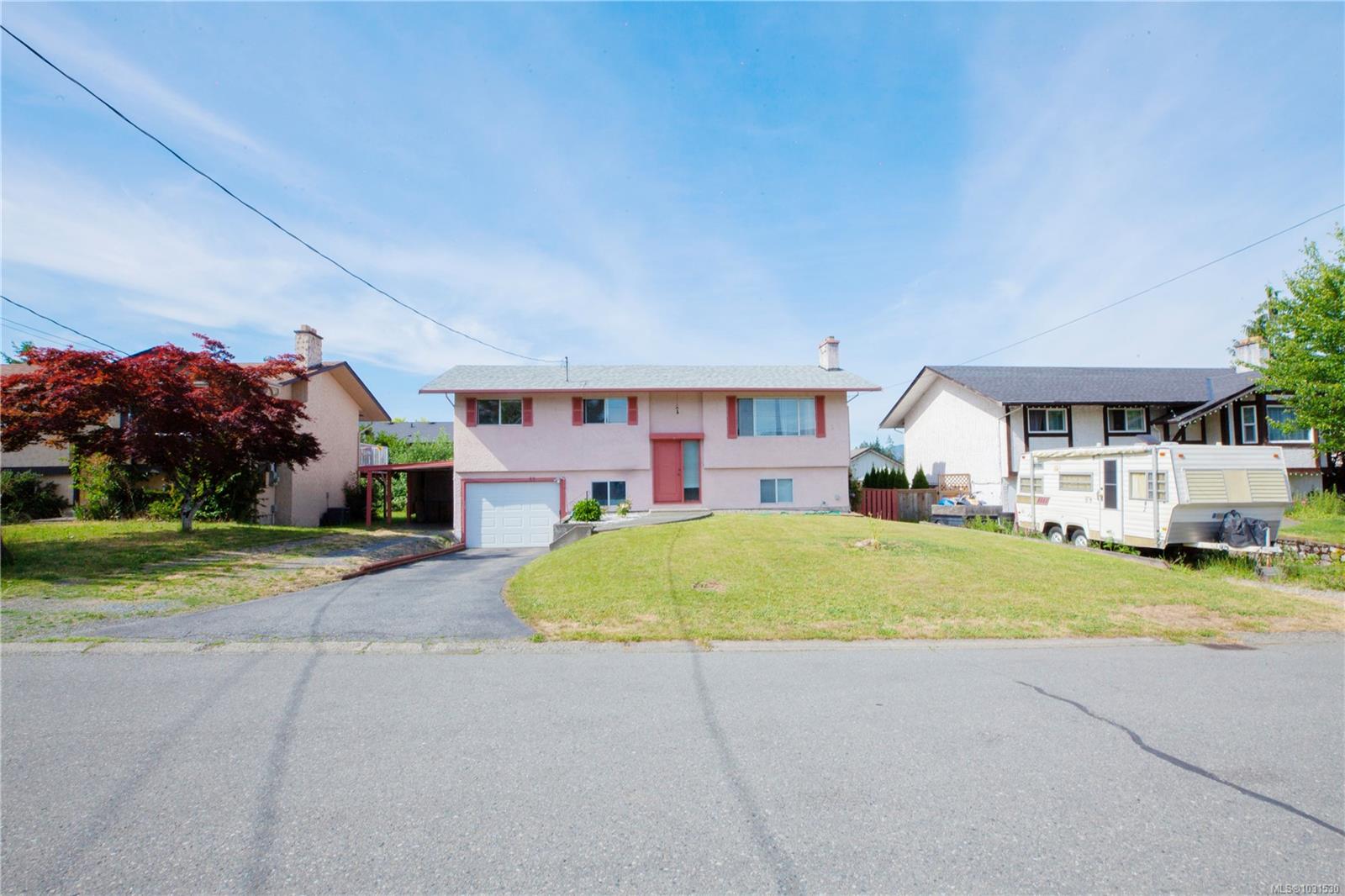 Residential in Duncan 4