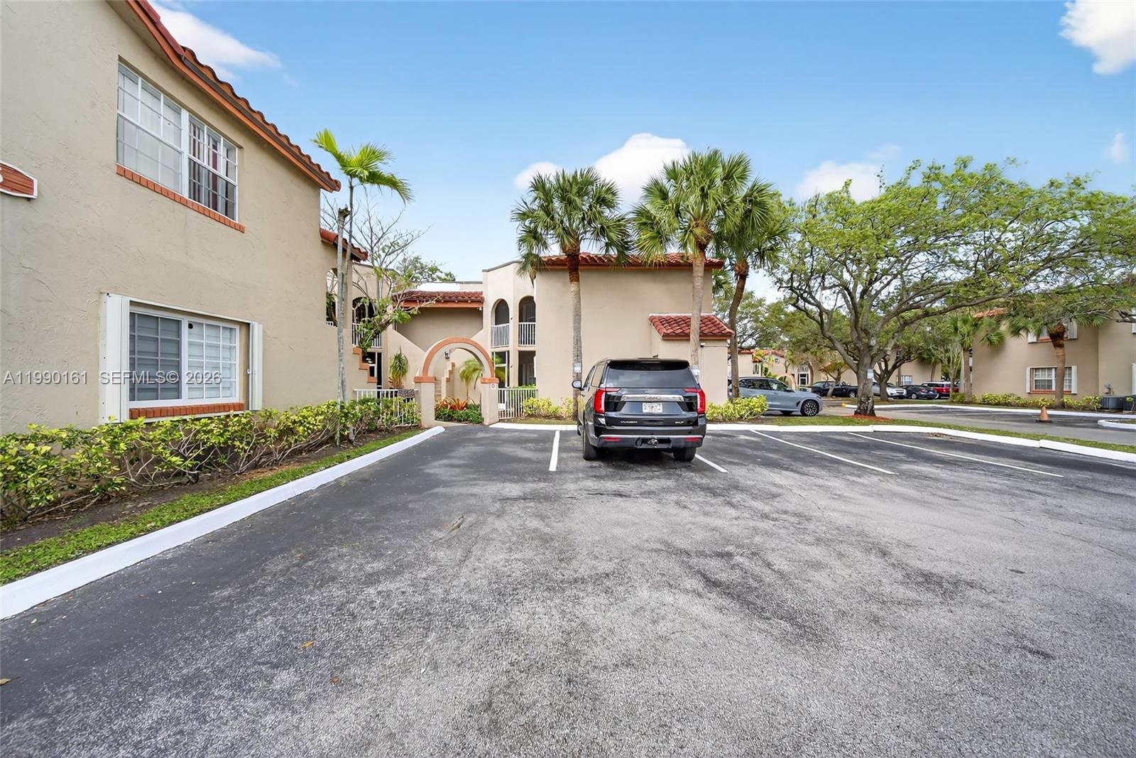 Residential in Pembroke Pines 3