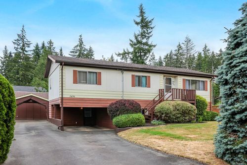 2496 Crystal Dr, Courtenay, BC, V9N9J9 | Card Image