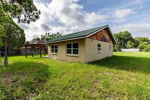 7020 Scott Ave, MOUNT DORA, FL, 32757-7192 | Card Image