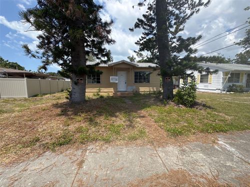 1319 56th St S, GULFPORT, FL, 33707-3428 | Card Image