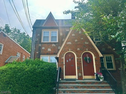 apt-a-42 Center St, Chatham, NJ, 07928-2562 | Card Image