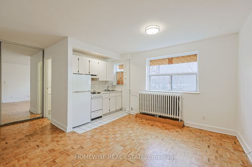 102-33 Maitland Street, Toronto, ON, M4Y1C8 | Card Image