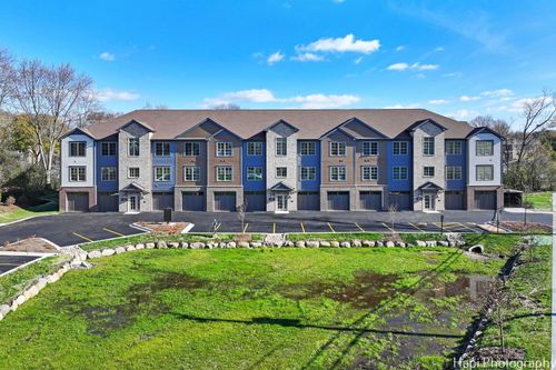 unit-204-319 S Glendale Ave, BARRINGTON, IL, 60010-4621 | Card Image